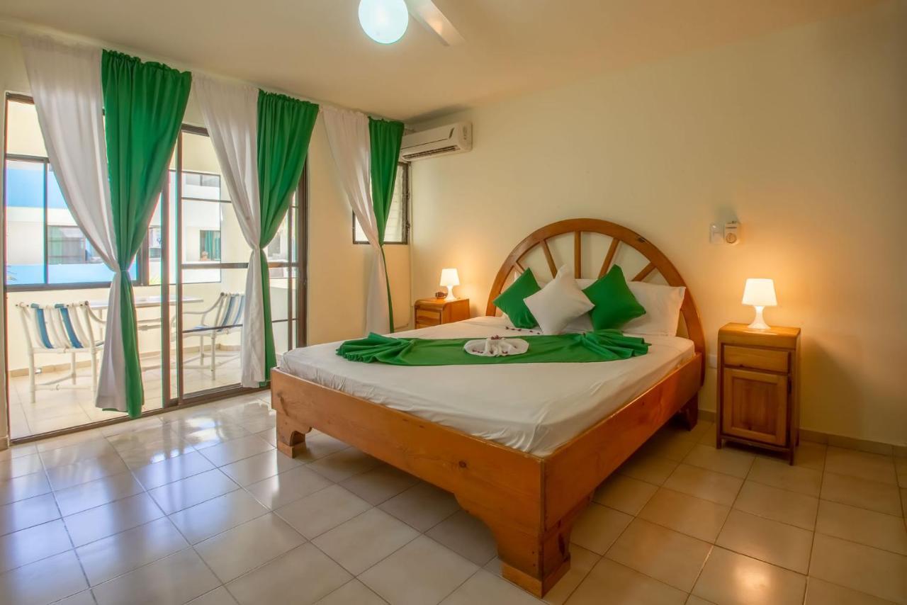 Hotel Plaza Europa Сосуа Экстерьер фото